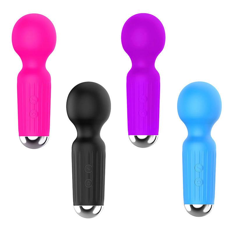 Bossoftoys - 22-00042 - Mini Massager vibrator - 20 Functions - Silicone - 11 cm -  dia 3,7 cm - Rechargeable - attractive Colour windowbox - Black