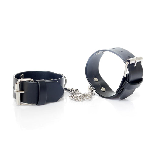 Boysoftoys - 33-00093 - Handcuffs - Studs - Wristcuffs - 3 cm - Bondage set