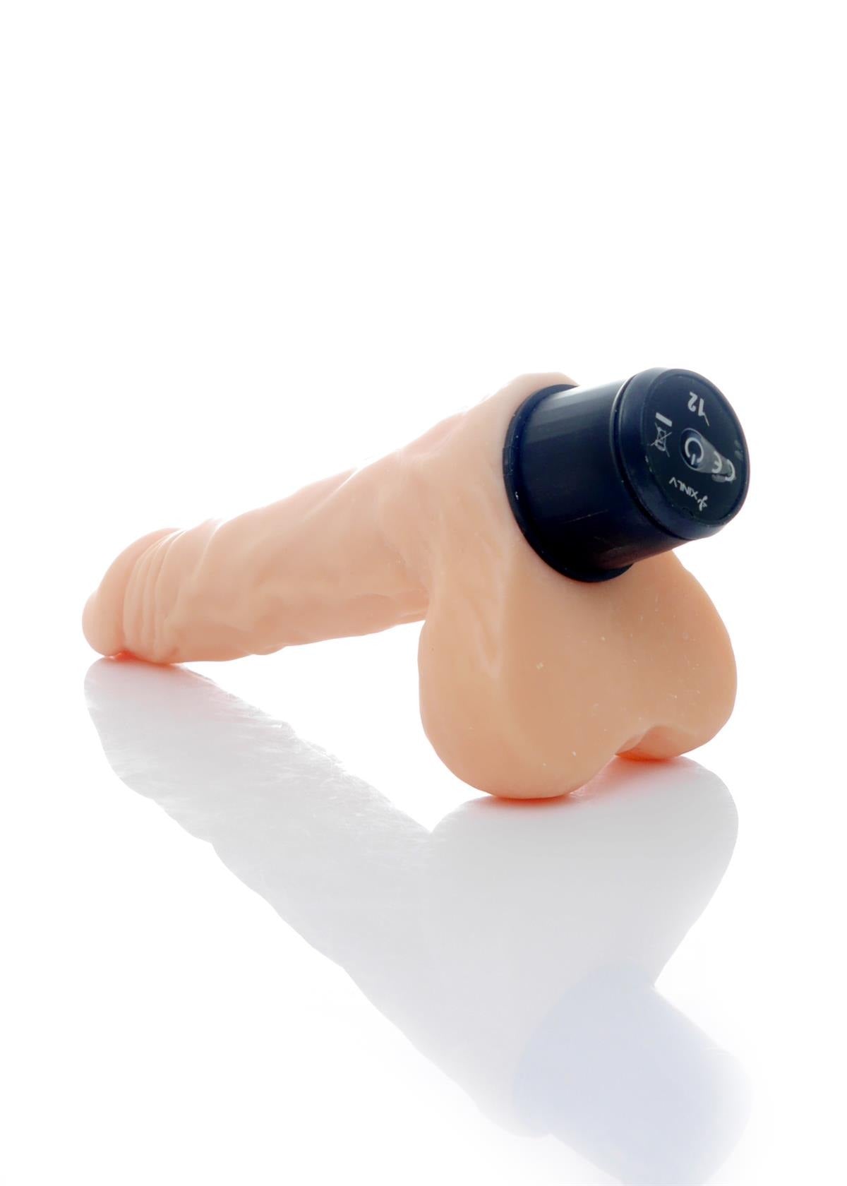 Boysoftoys Cyclone Realistic vibrator - 12 Function - Cyber leather - Extra ordinary Flexible Material - Flesh - 20,5 cm -44-00010