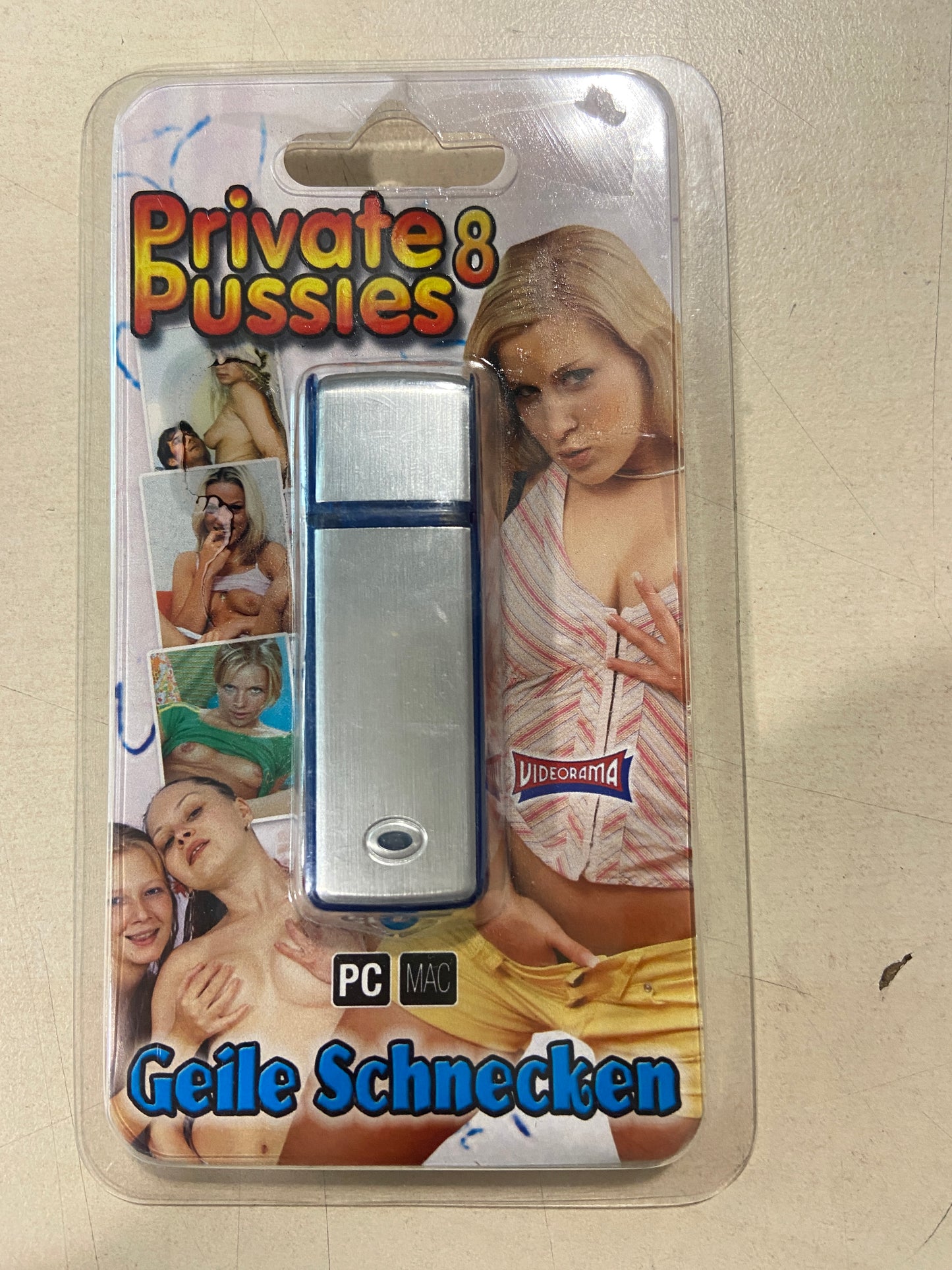 Erotic Movie On USB stick - Videorama - Private Pussies 8 - Geile Schnecken