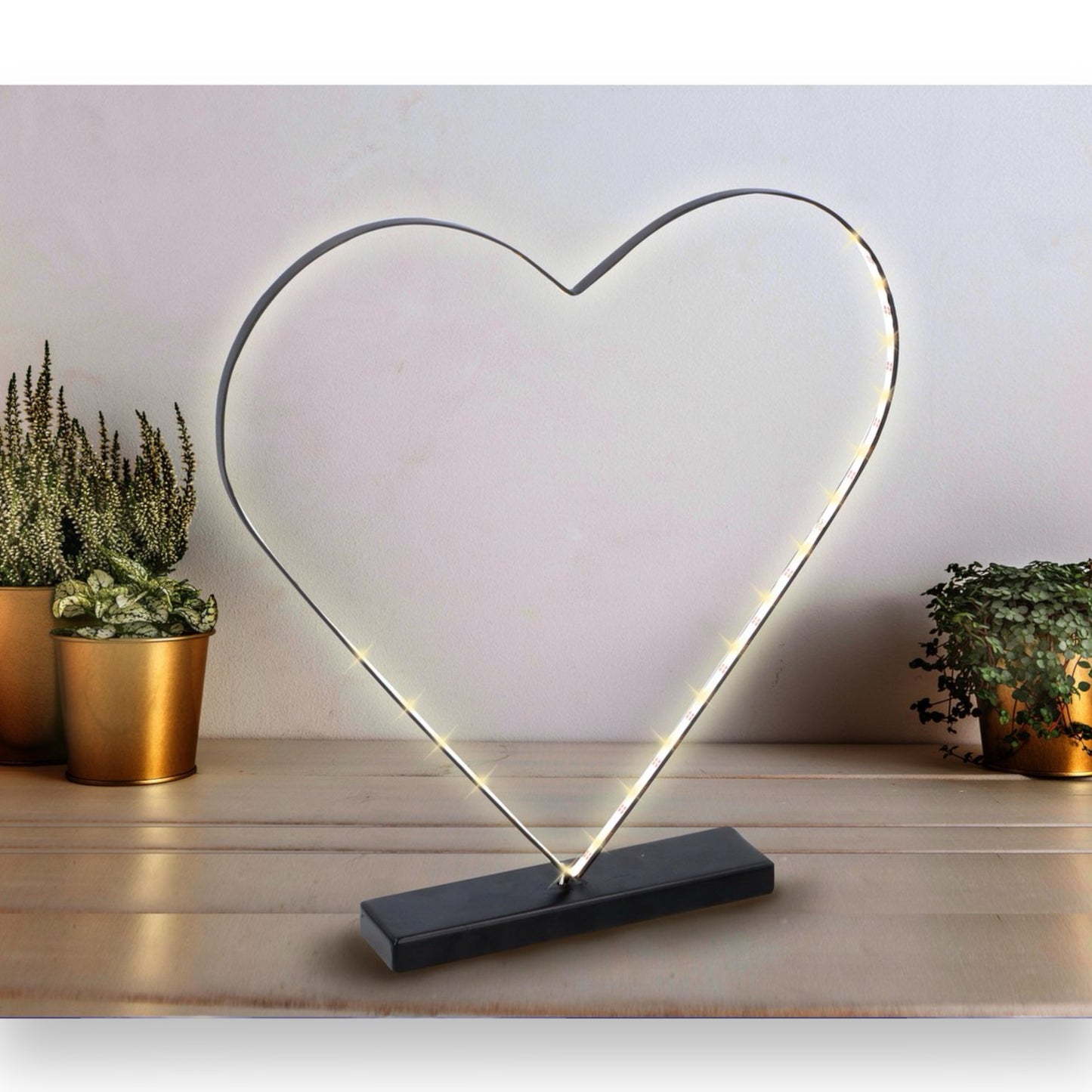 Kinky Pleasure - ED030 - Grundig Heart Light - Romantic 37 LED Illumination, 40x42cm