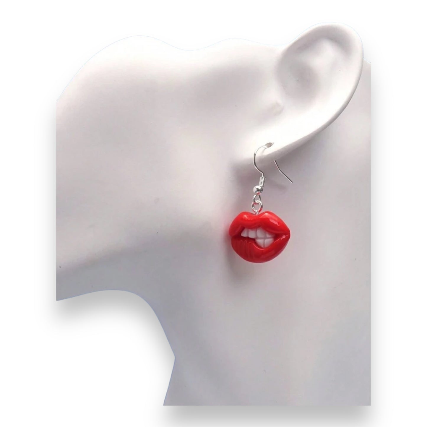Kinky Pleasure - S033 - Earrings - Sexy Lips In Black & Red