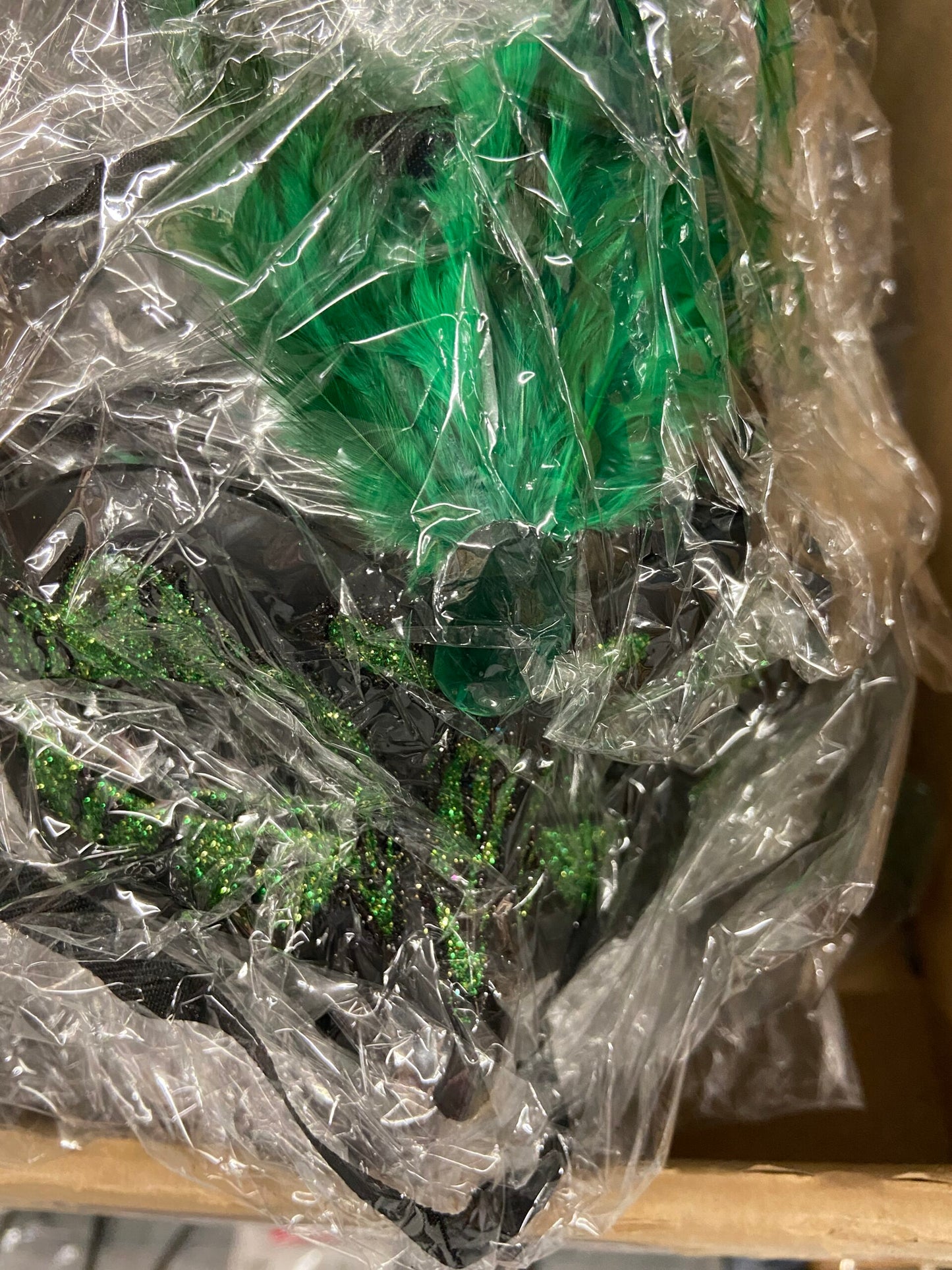 Power Escorts - BR249 GR - Venetian Love Mask Green with Green Stone and Feather on Top - Adjustable Kinky Mask