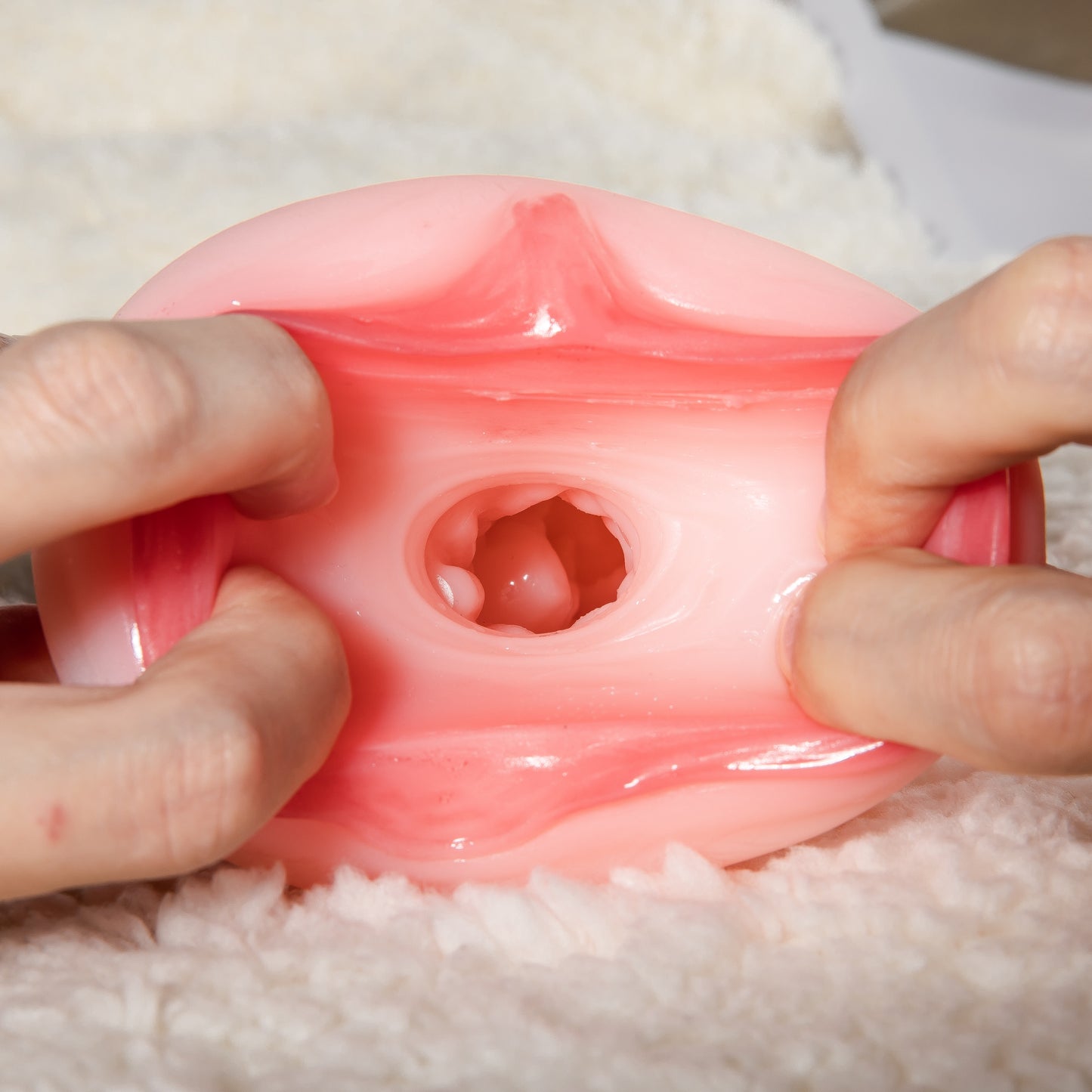 Heavy-Duty 20 cm Masturbator Cup – Large Size, Easy-Clean System & Ergonomic Grip