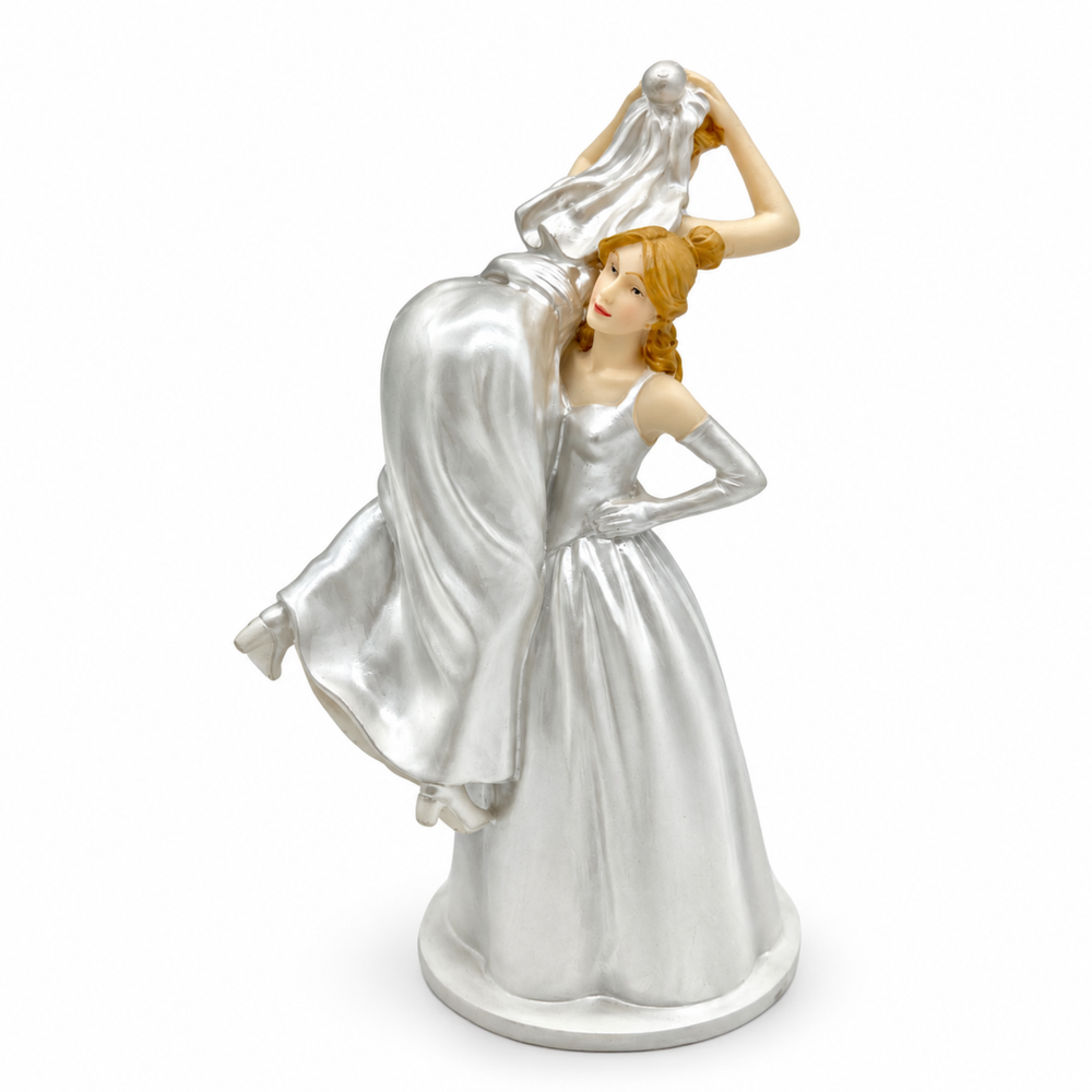 Kinky Pleasure - G007 - Lesbian Bride & Bride Figurine – Wedding Cake Topper