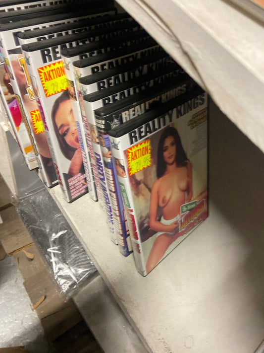 Dvd Reality King 10 titles Pack with price sticker