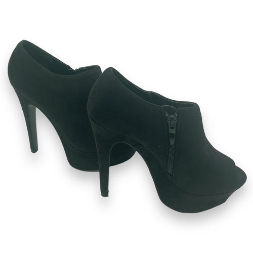 Kinky Pleasure - PM013 - Sexy Heels – Black Platform Ankle Heels with Zipper