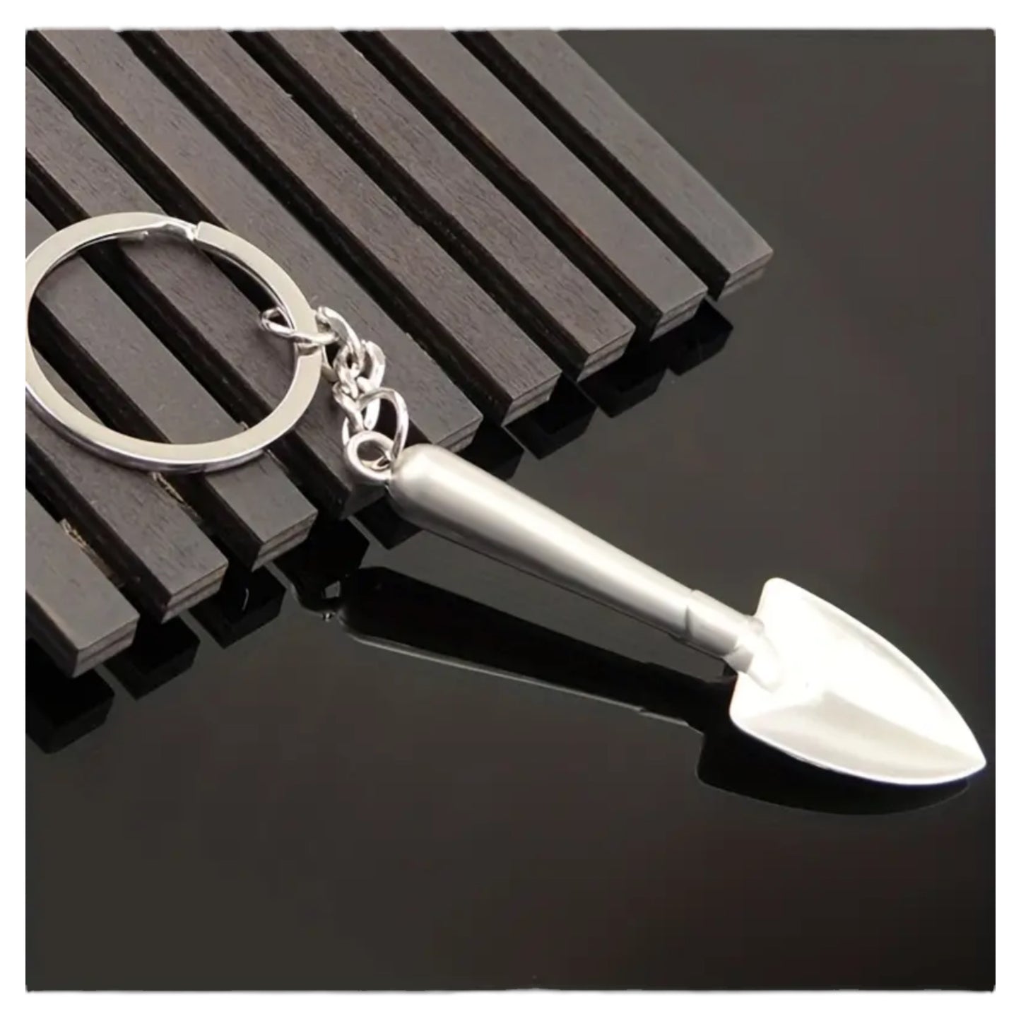 Kinky Pleasure - T119 - Shovel Keychain