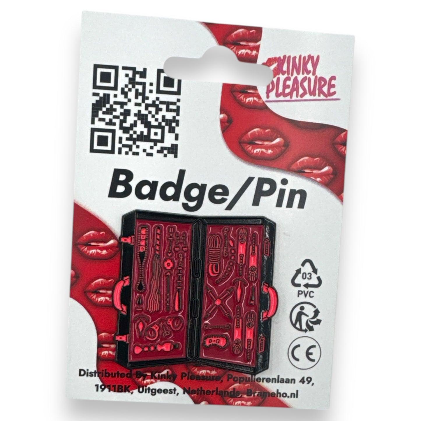 Kinky Pleasure - KPB068 - Badge / Pin - Bondage Box 5.2x5cm