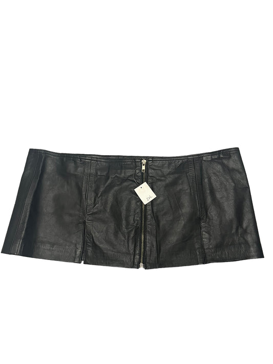 Fashion World - LL45 - Daring Black Short Skirt