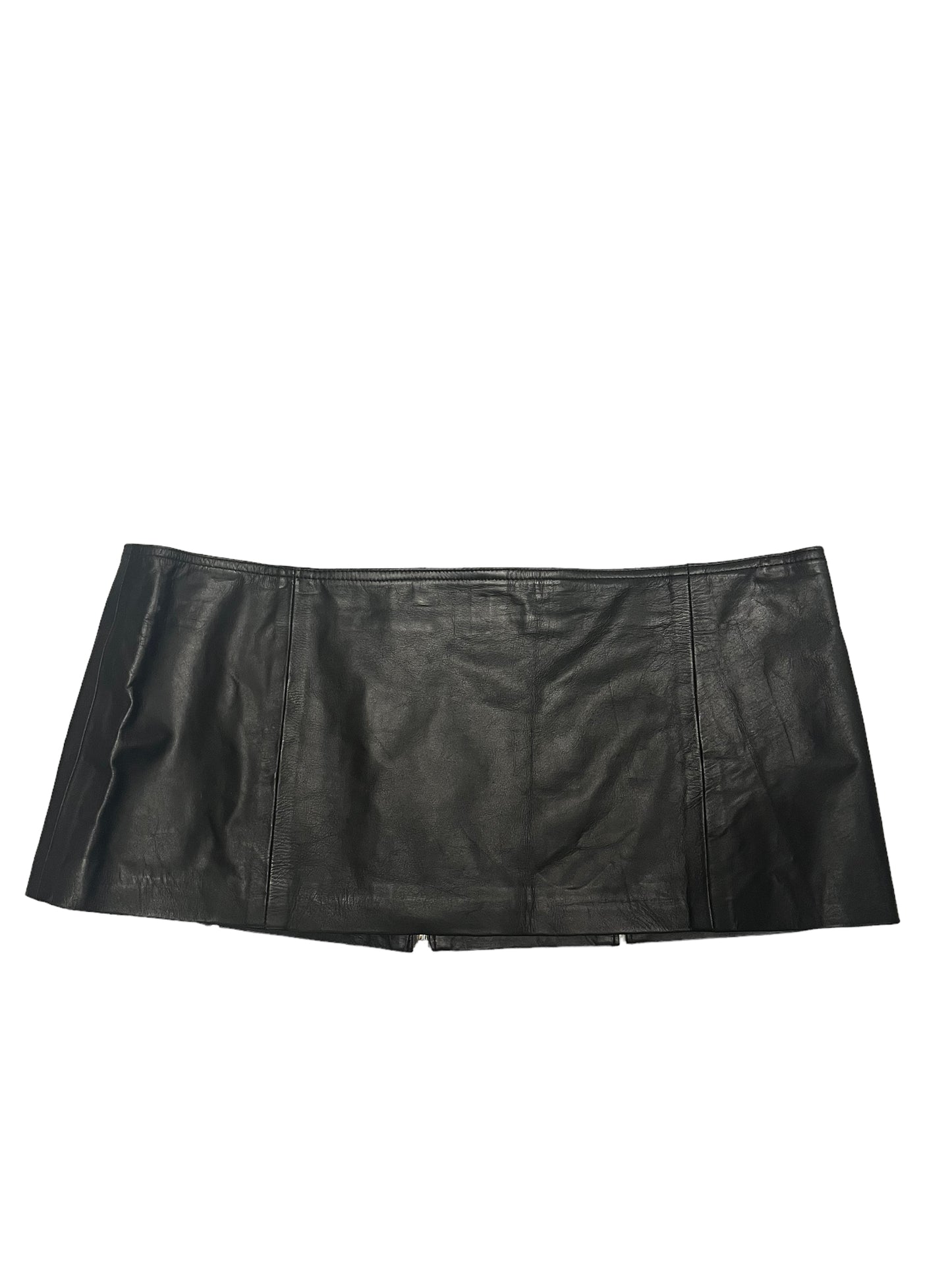 Fashion World - LL45 - Daring Black Short Skirt