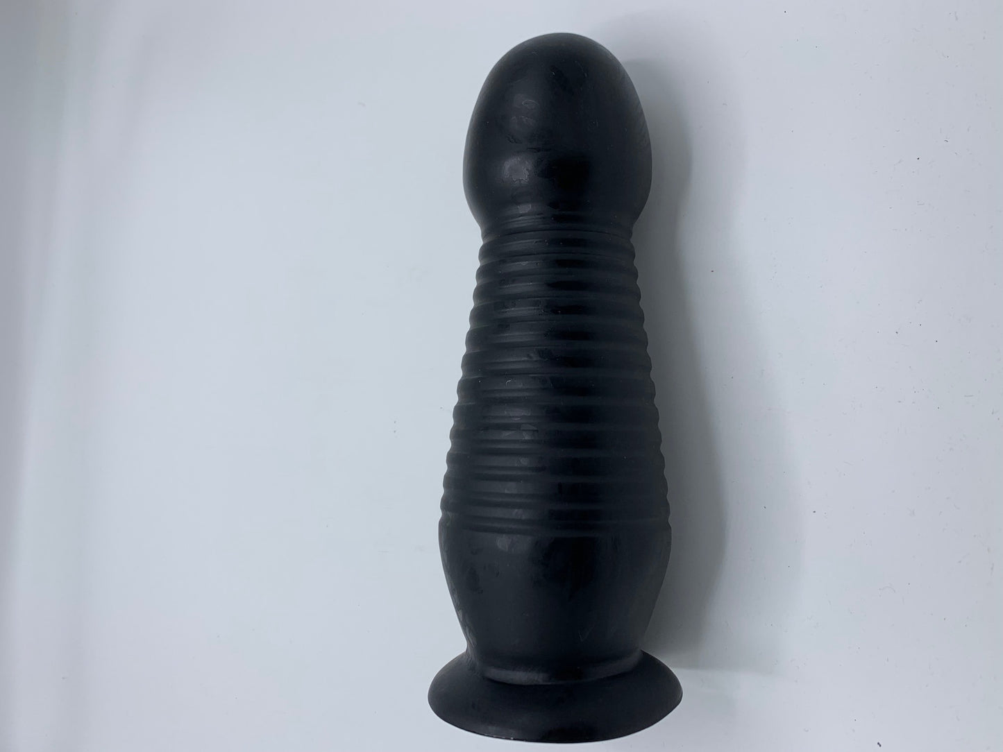 XXLTOYS - Ribble boy - XXL Plug - Insertable length 22 cm  x 8 cm  - Dia head 7 cm  - Length huge size 26 cm - Black